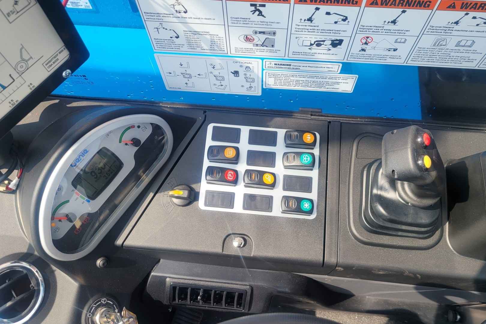 2023 GENIE GTH5519
