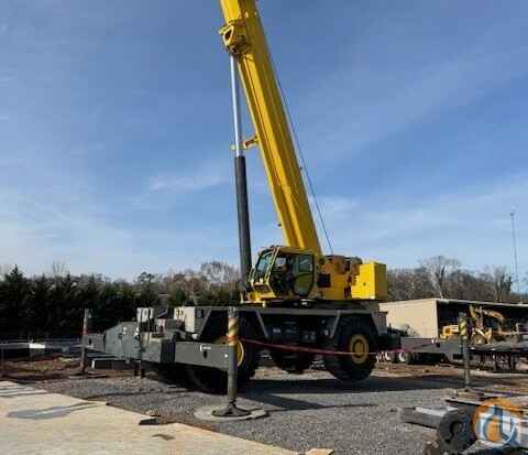 2013 Grove RT9130E