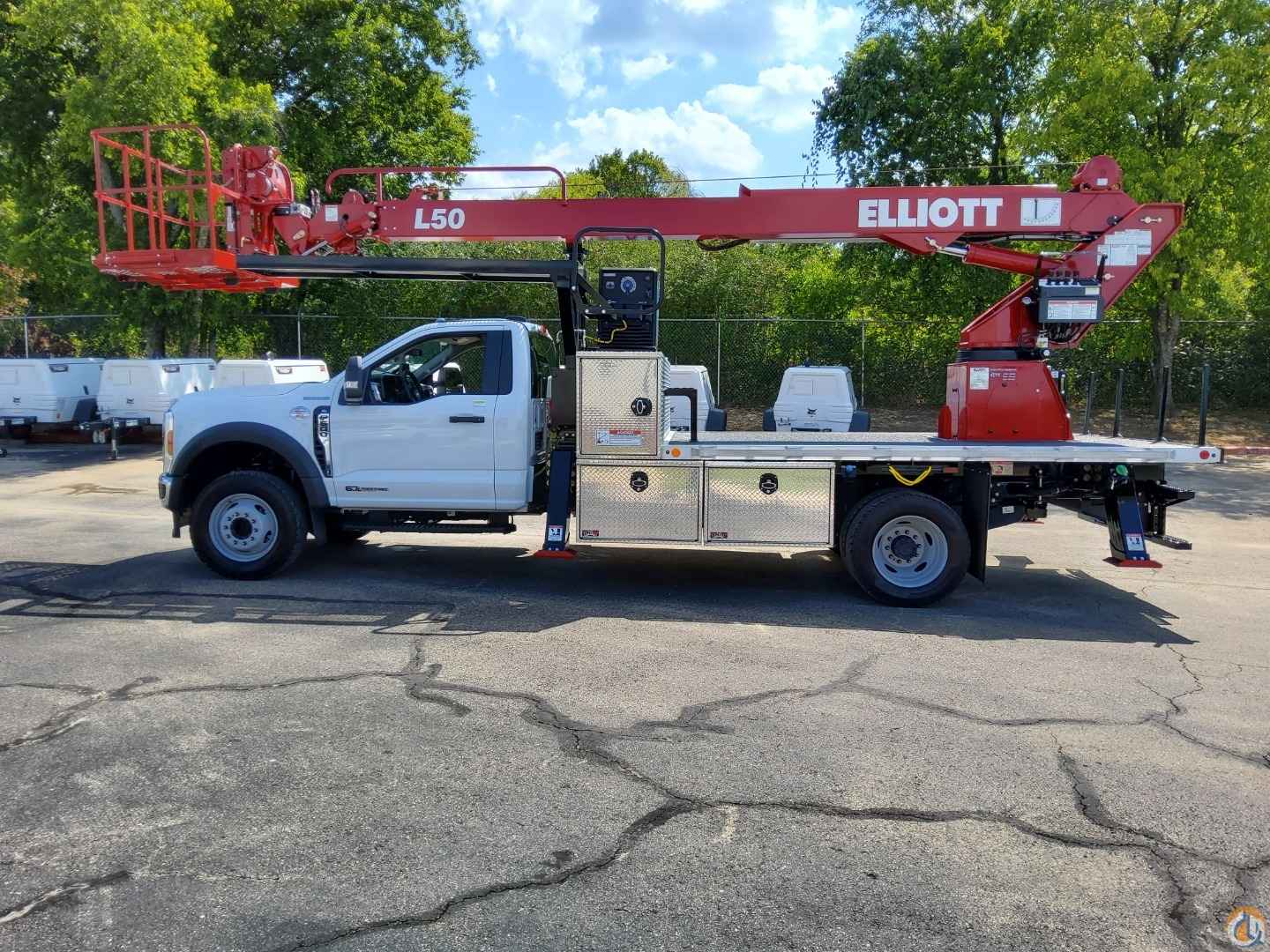 2025 Elliott L50R