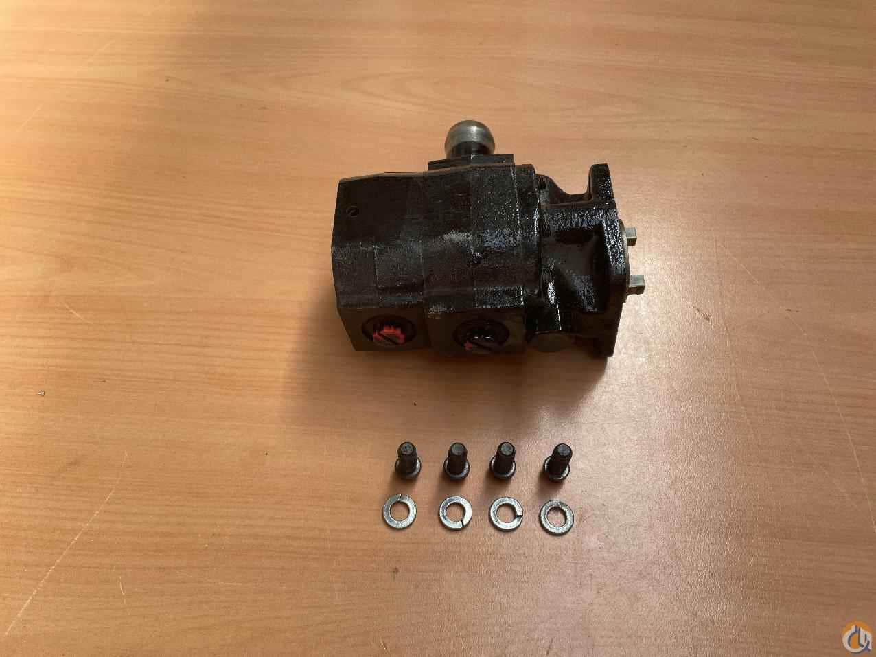 9632102086 - PUMP