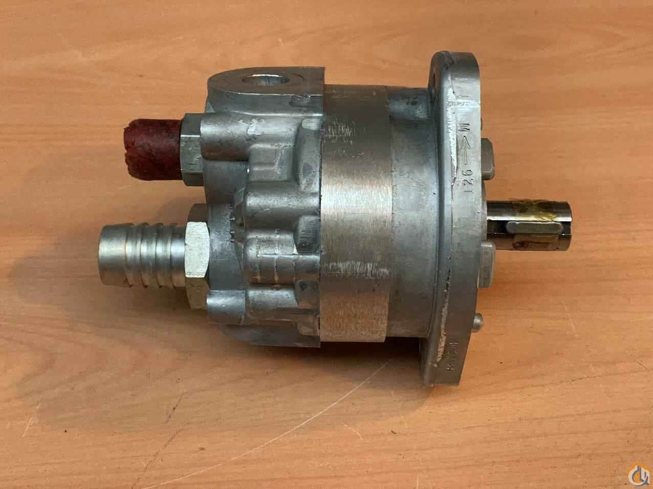 9270102128 - PUMP