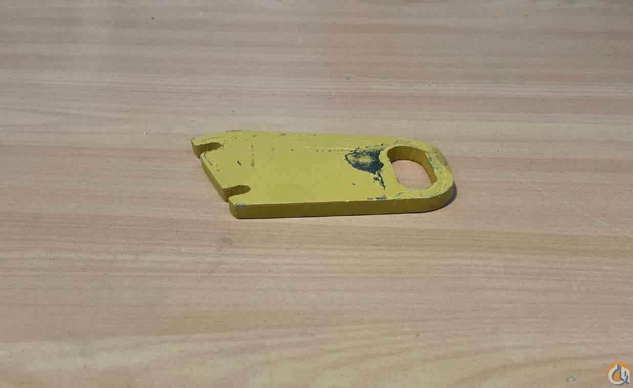 9372990324 - GUIDE PLATE