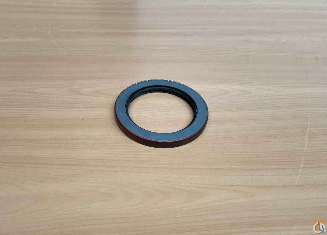 9049100197 - OIL SEAL