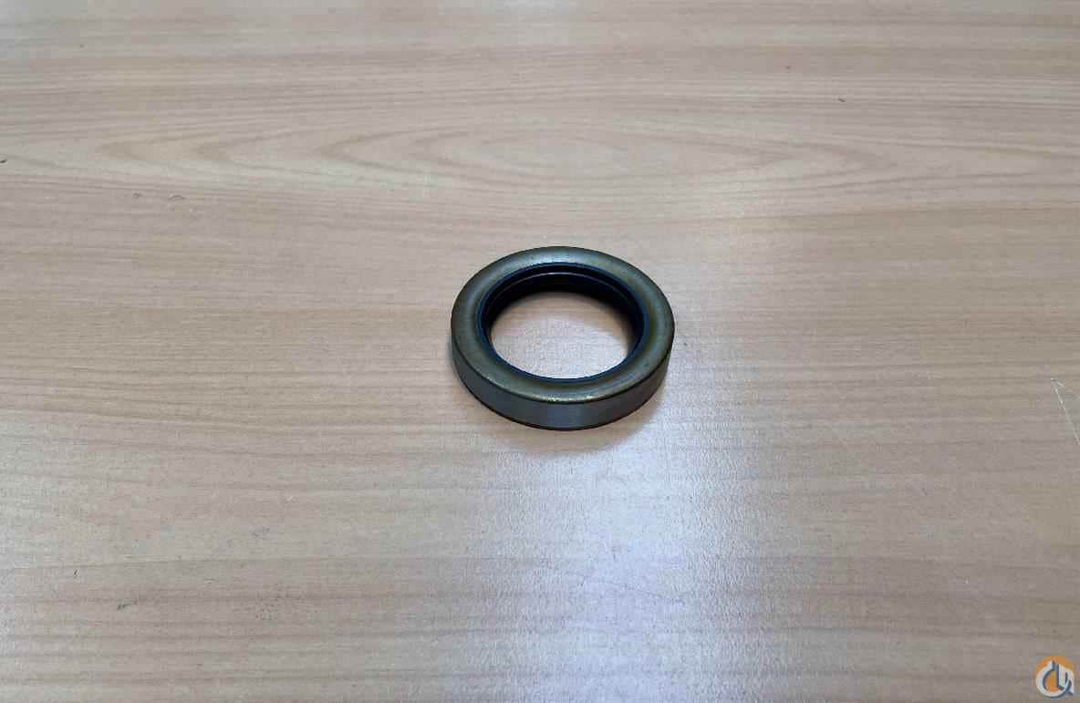 7794000702 - SEAL-GREASE