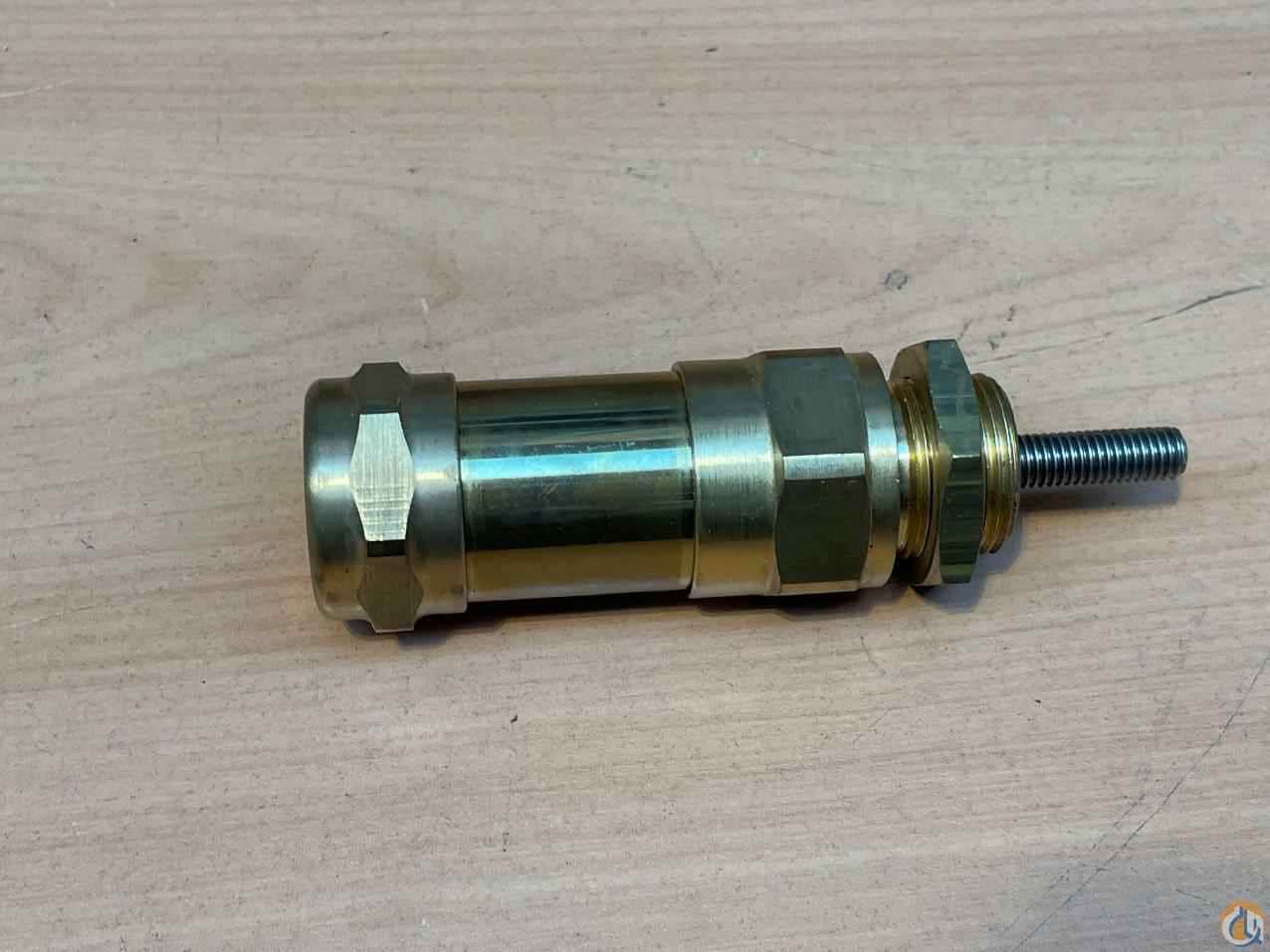7372990087 - CYLINDER AIR