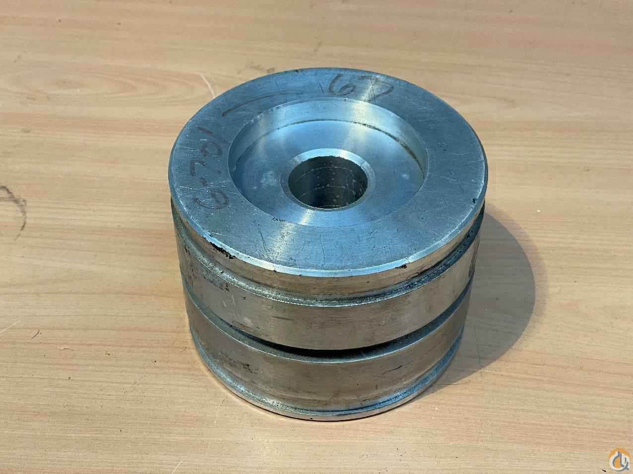6701000063 - CYLINDER ROD