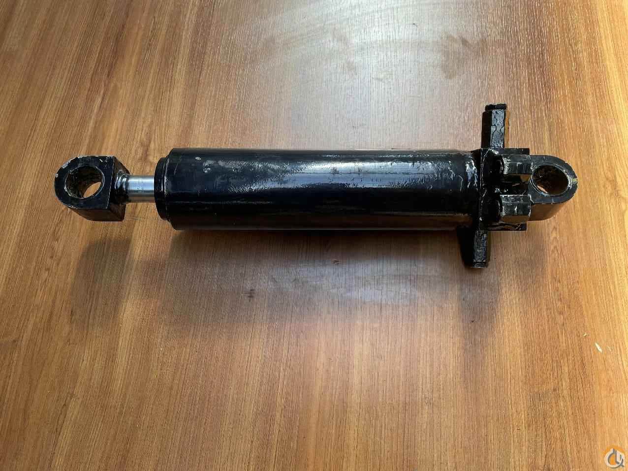 6372002565 - CYL ASSY-3.00" SLAVE (H.D.)