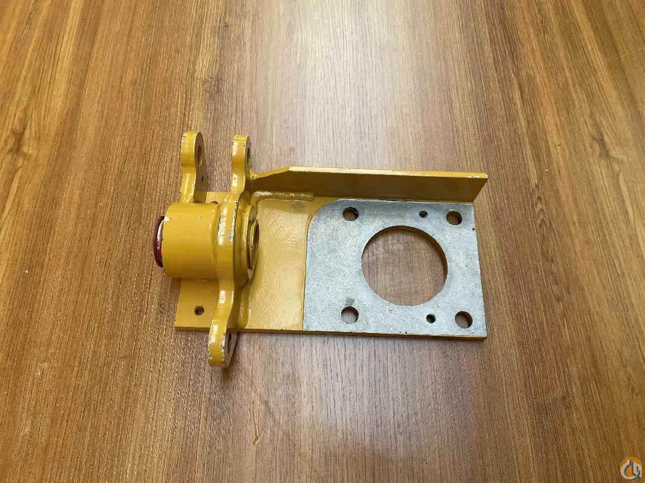 2131500027 - TIE ROD/STEERING ARM WELD