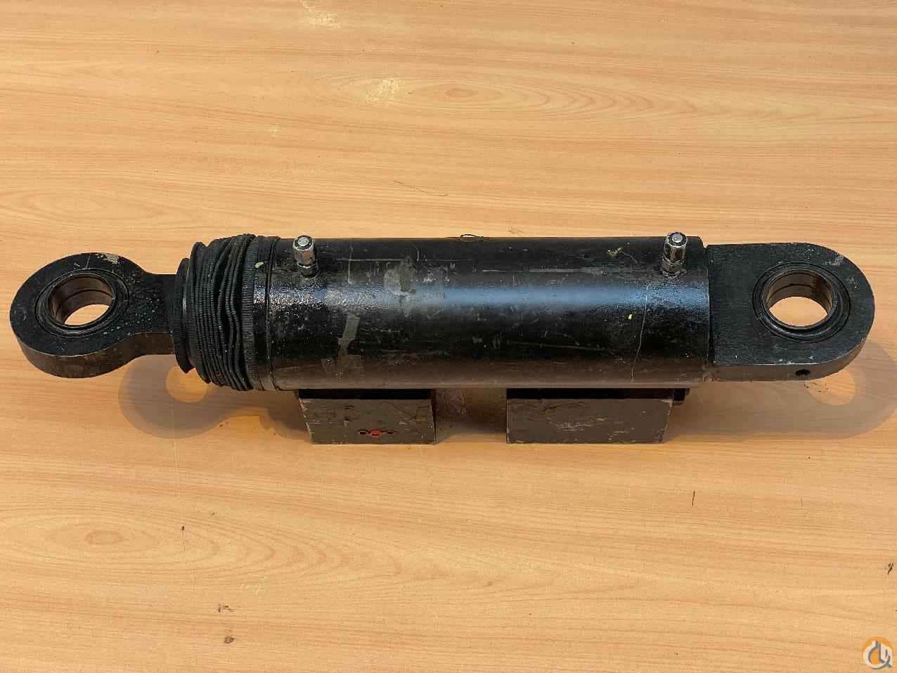 6372002896 - AXLE BLOCKING CYLINDER