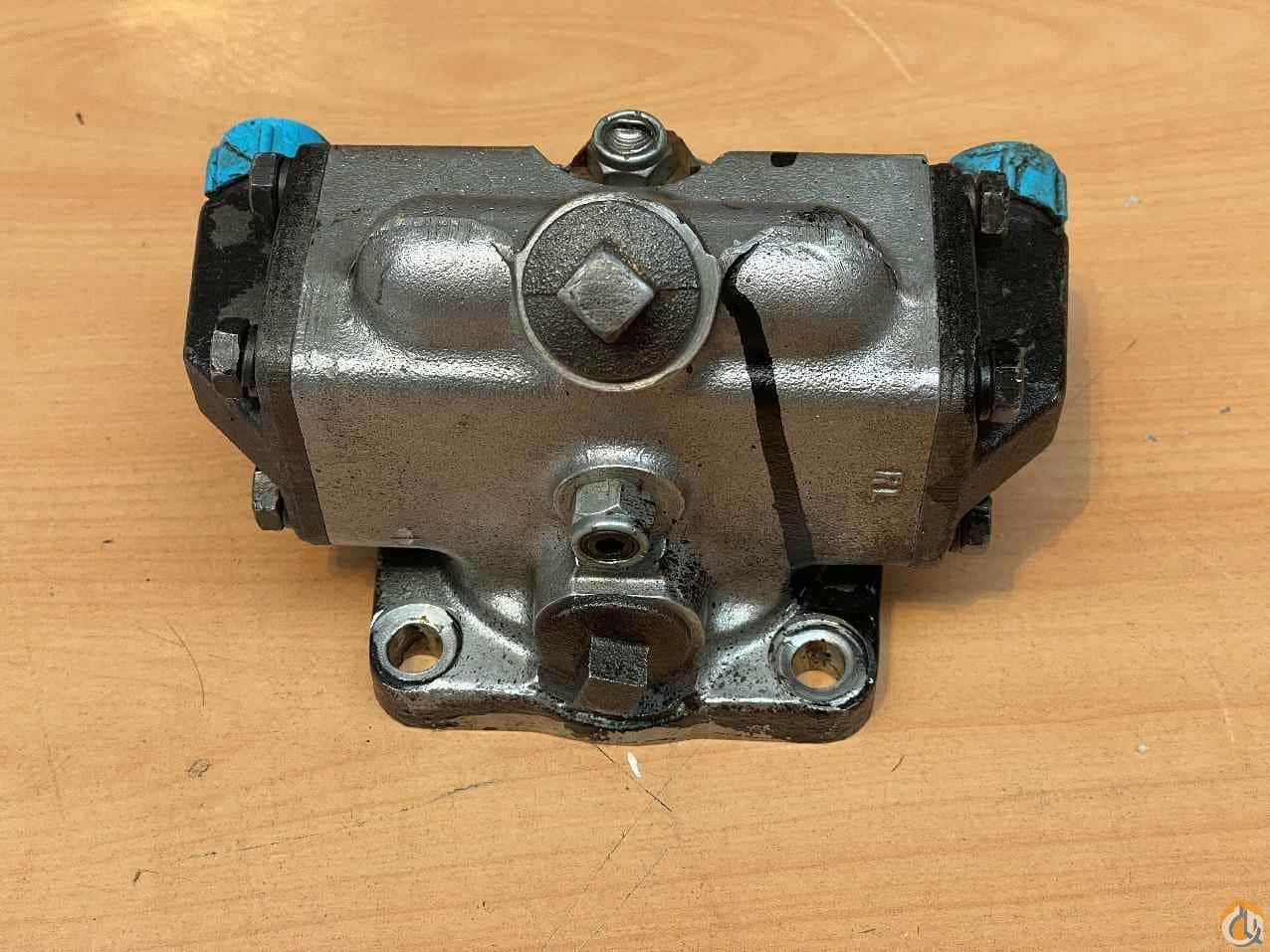 700878 - VALVE BLOCK