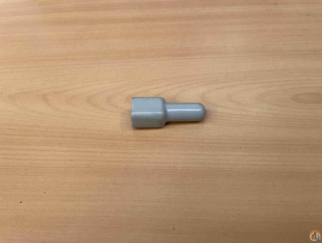 7172000568 - BOOT, CONNECTOR