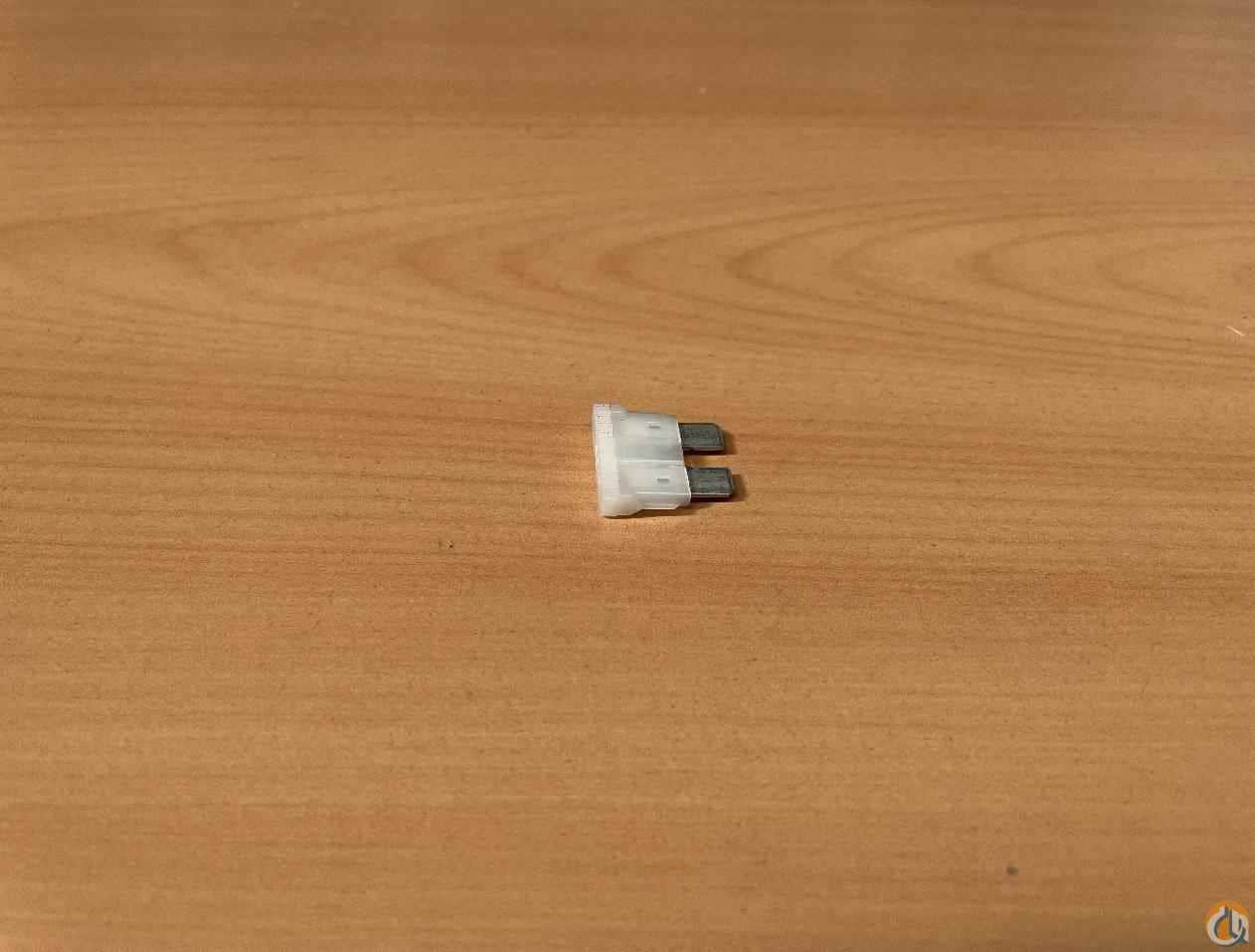 7482000030 - FUSE, 25AMP