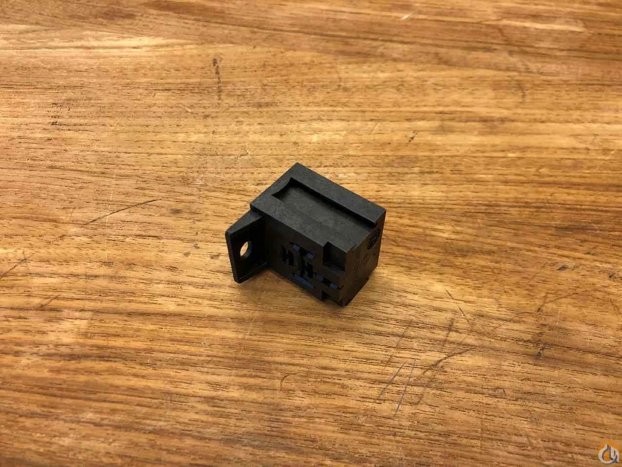 7826990022 - SOCKET