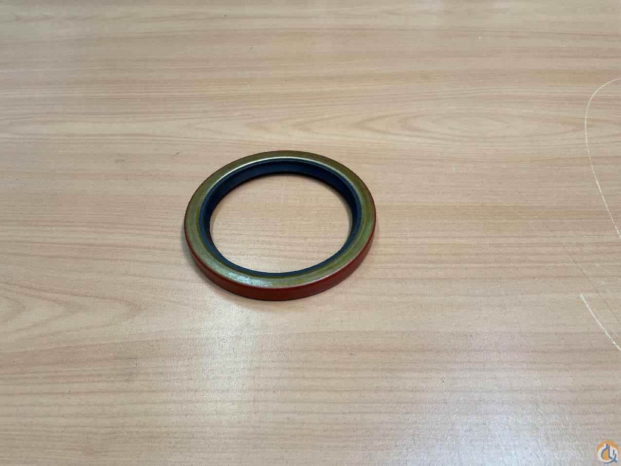 7794000264 - OIL SEAL