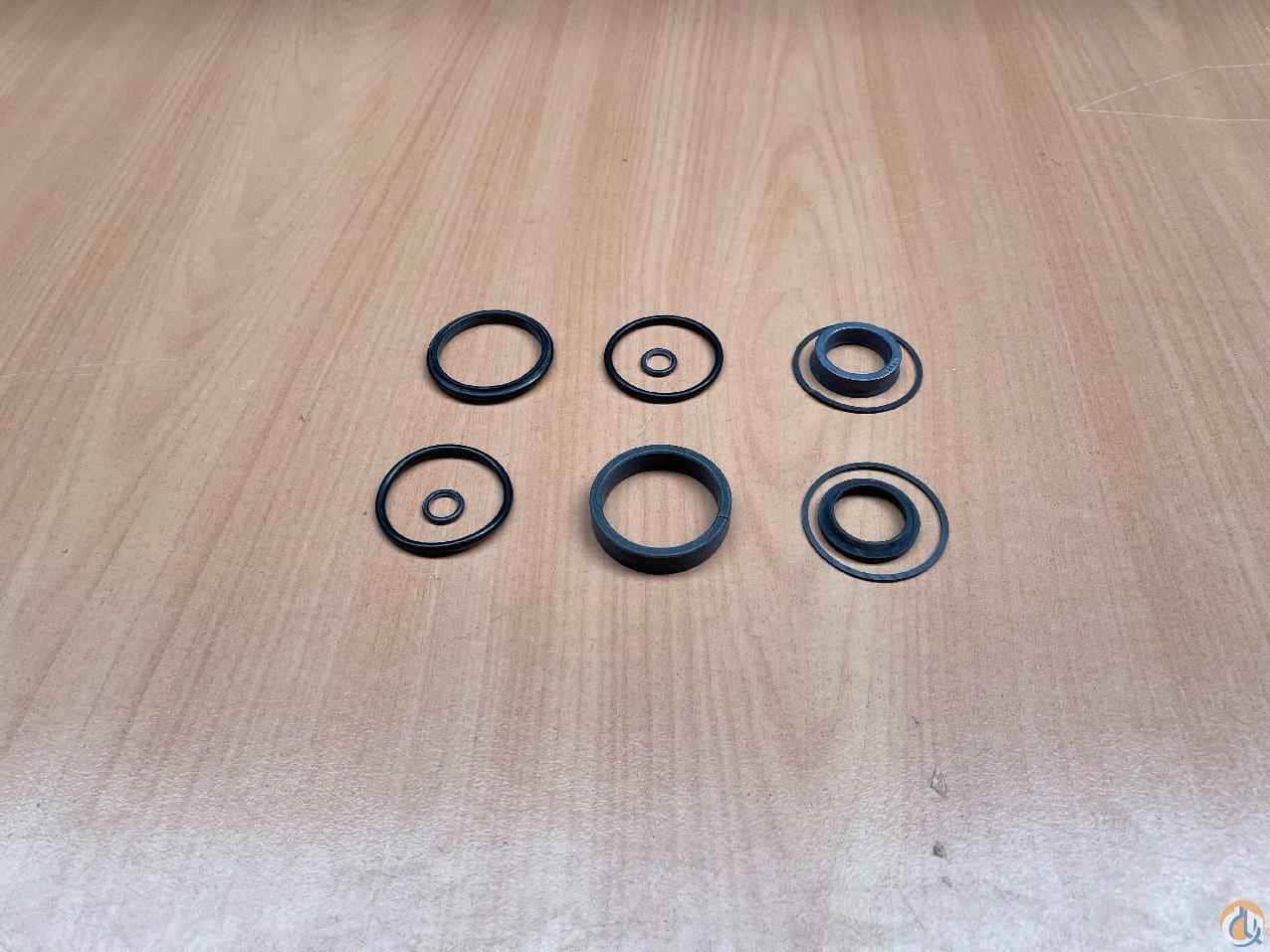 9372101859 - SEAL KIT