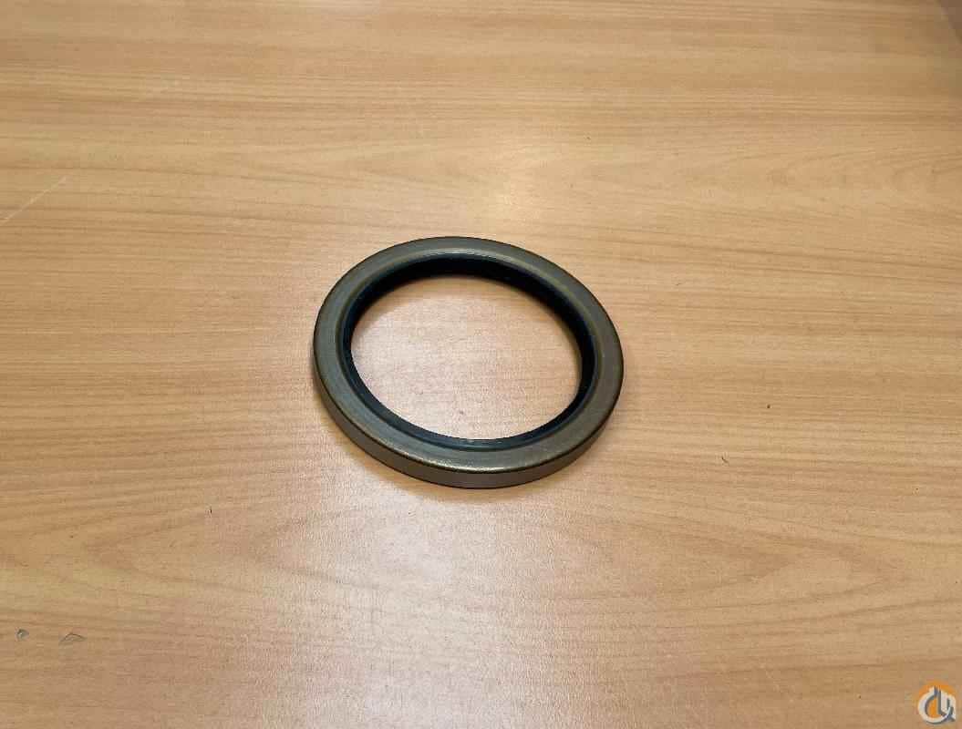 7794000268 - SEAL