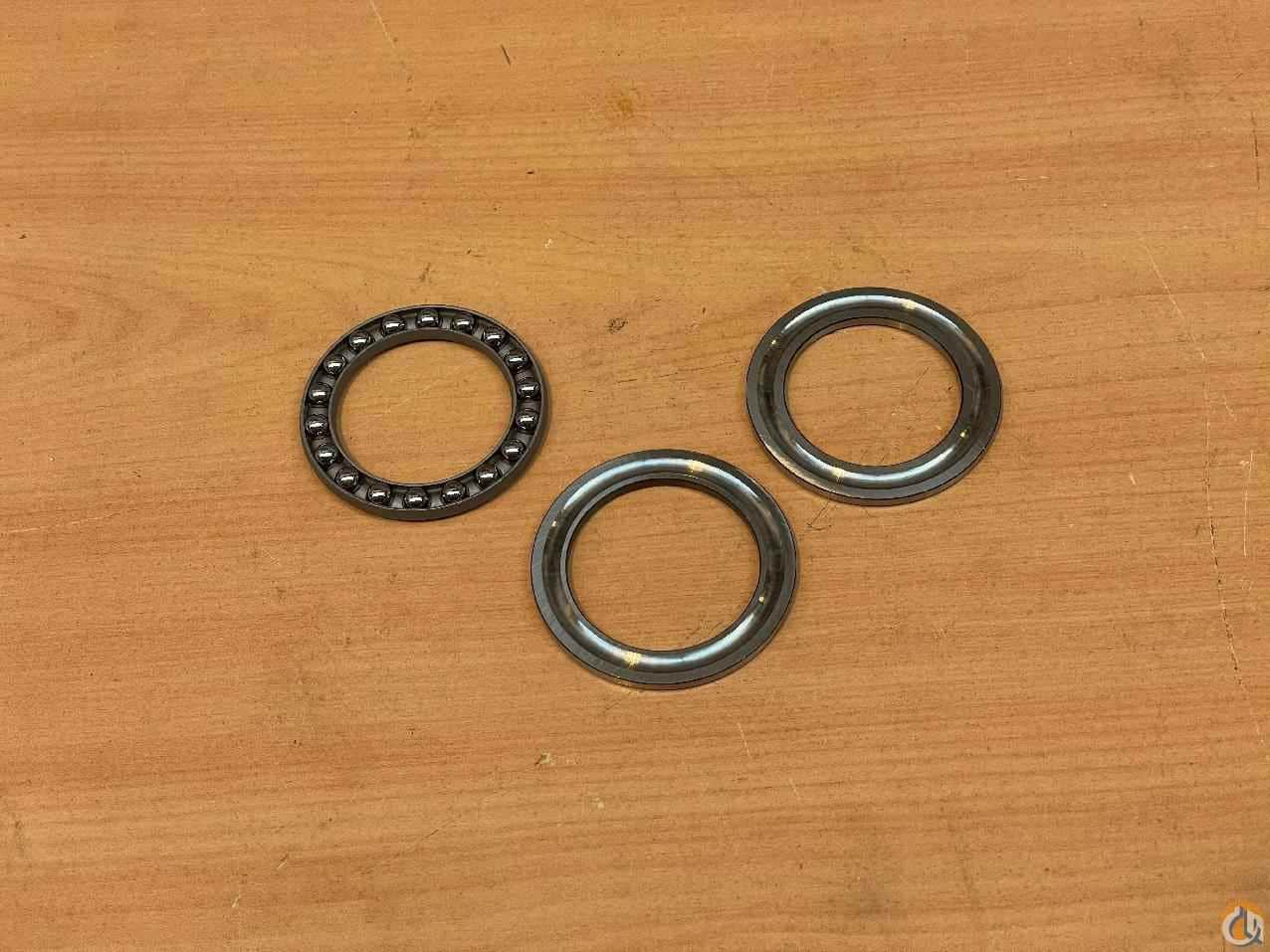7069000303 - BEARING, BALL
