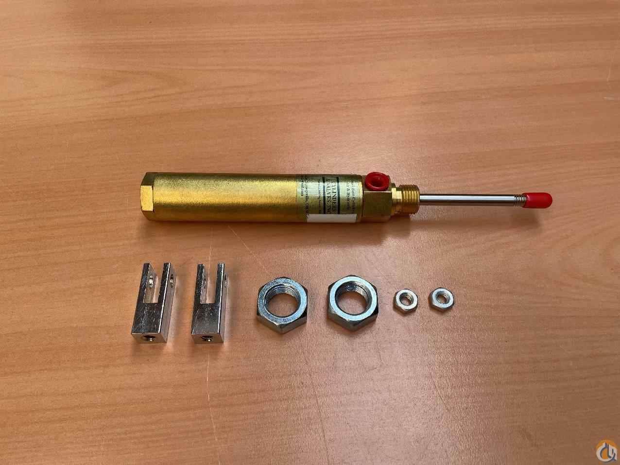 7372003025 - CYLINDER-HYD