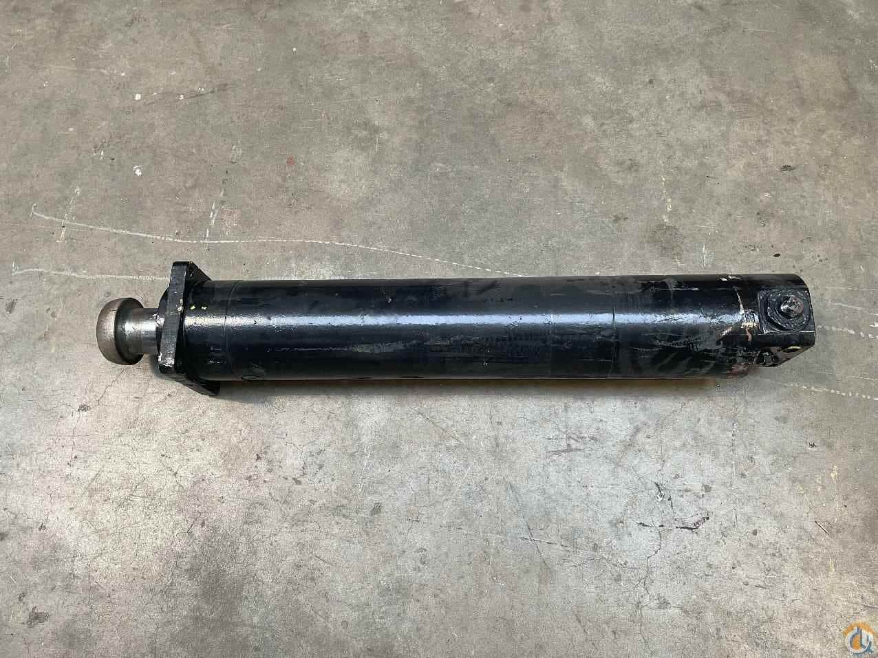 2212213 - CYLINDER