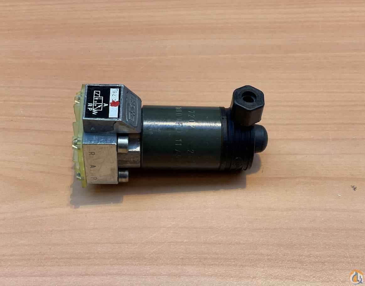 2214532 - VALVE
