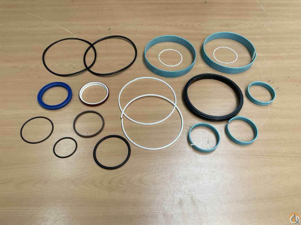 3137075 - GASKET CPL.