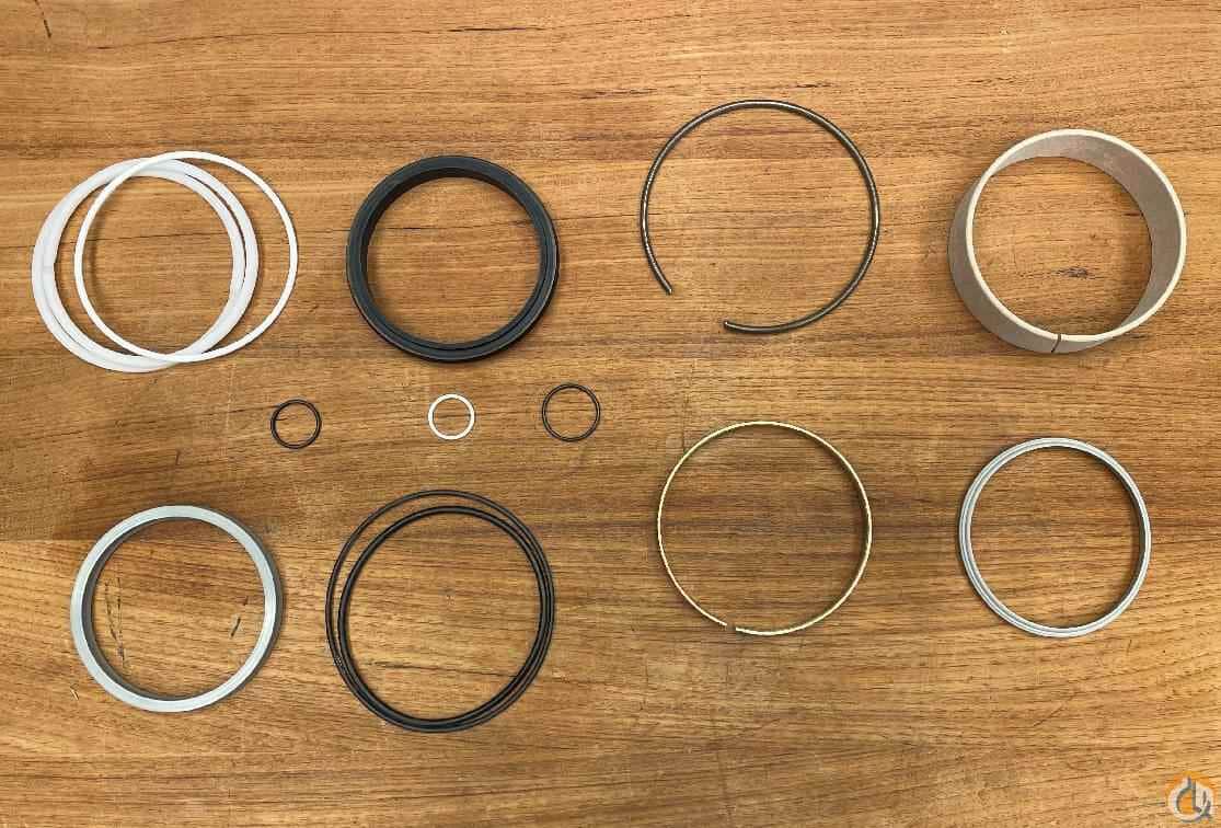 4159780 - SET OF SEALS