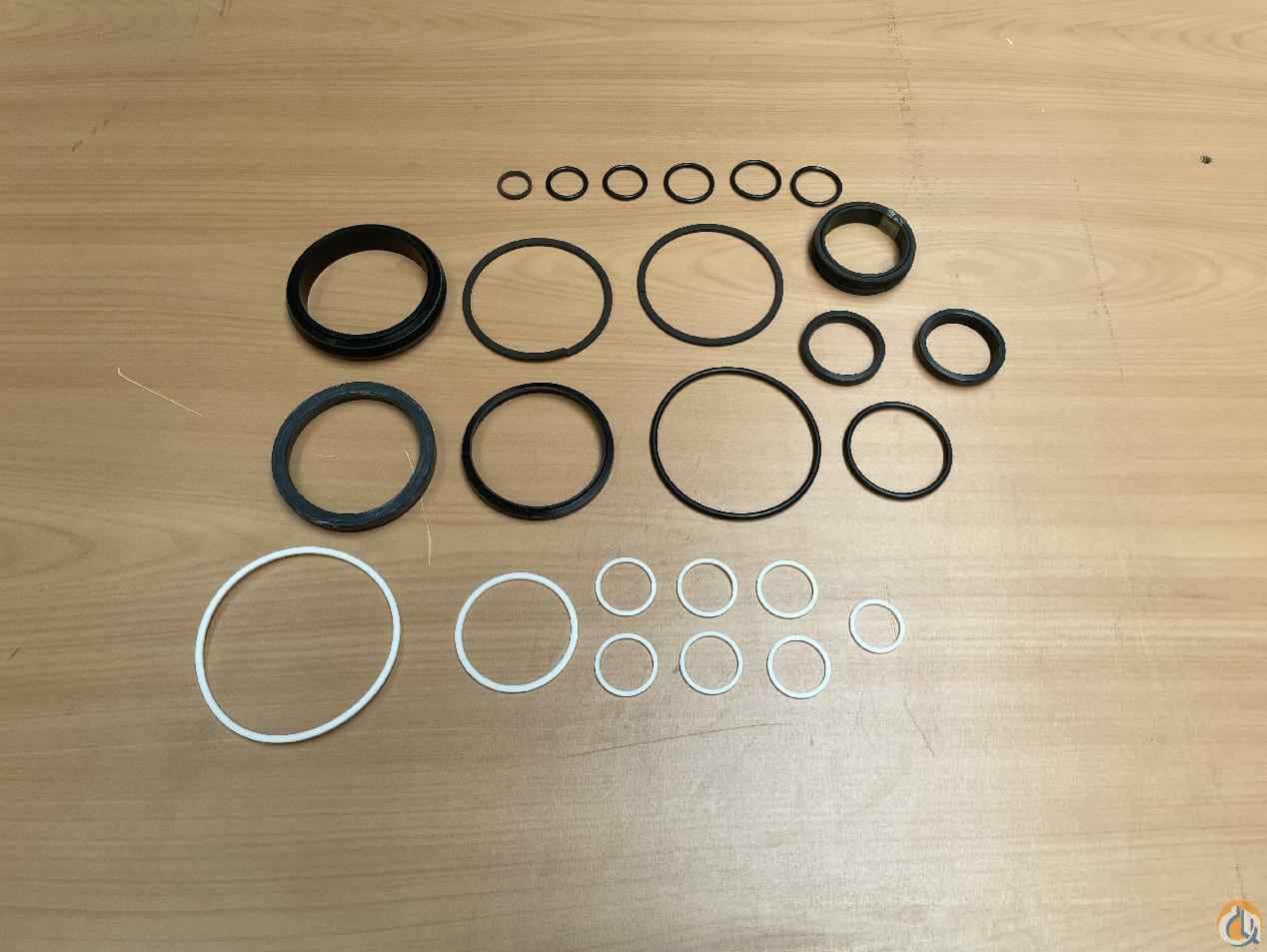1927564 - GASKET SET FOR TELESCOPIC CYL
