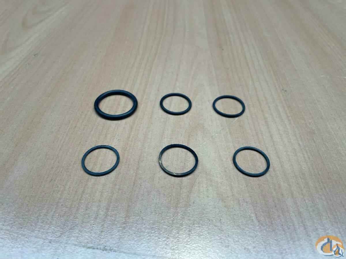 8390819 - SEAL KIT