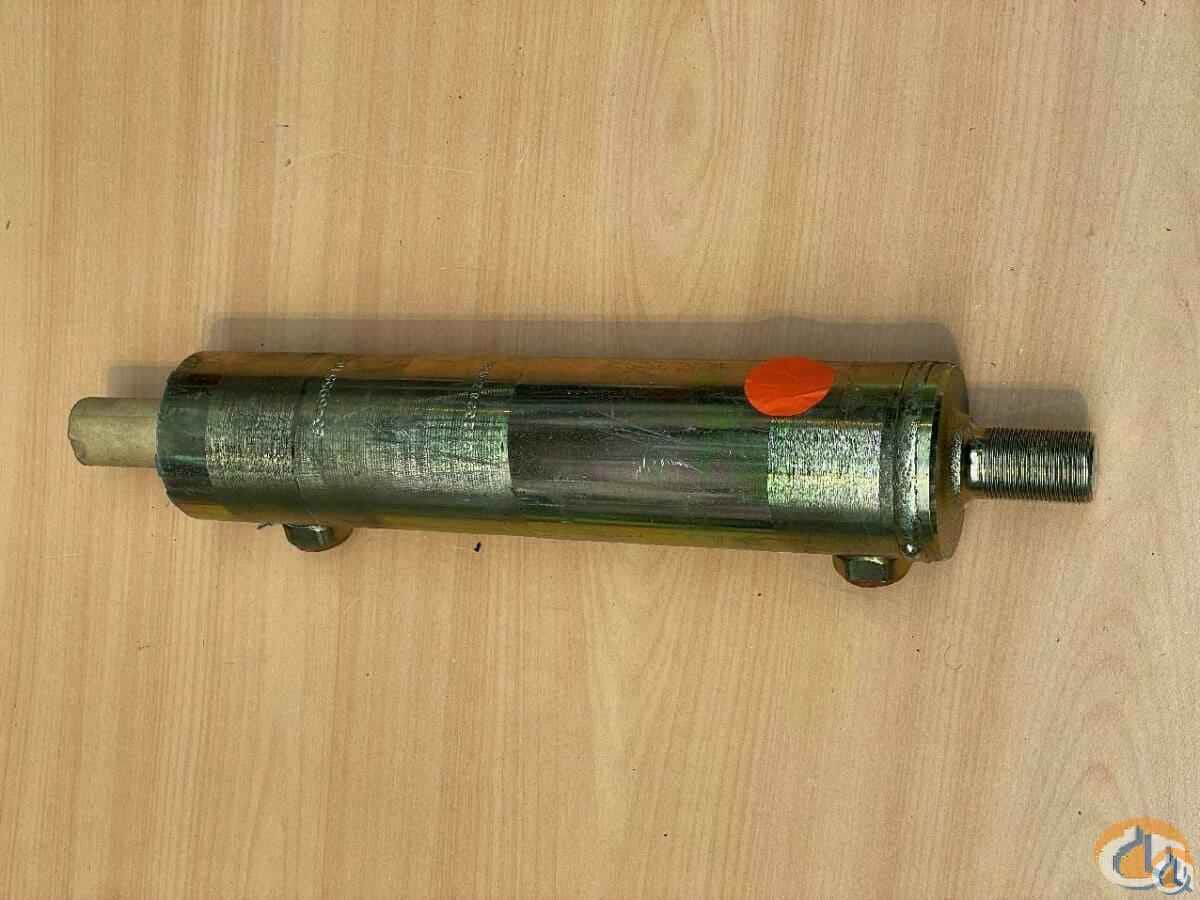 8366091 - STEERING CYLINDER