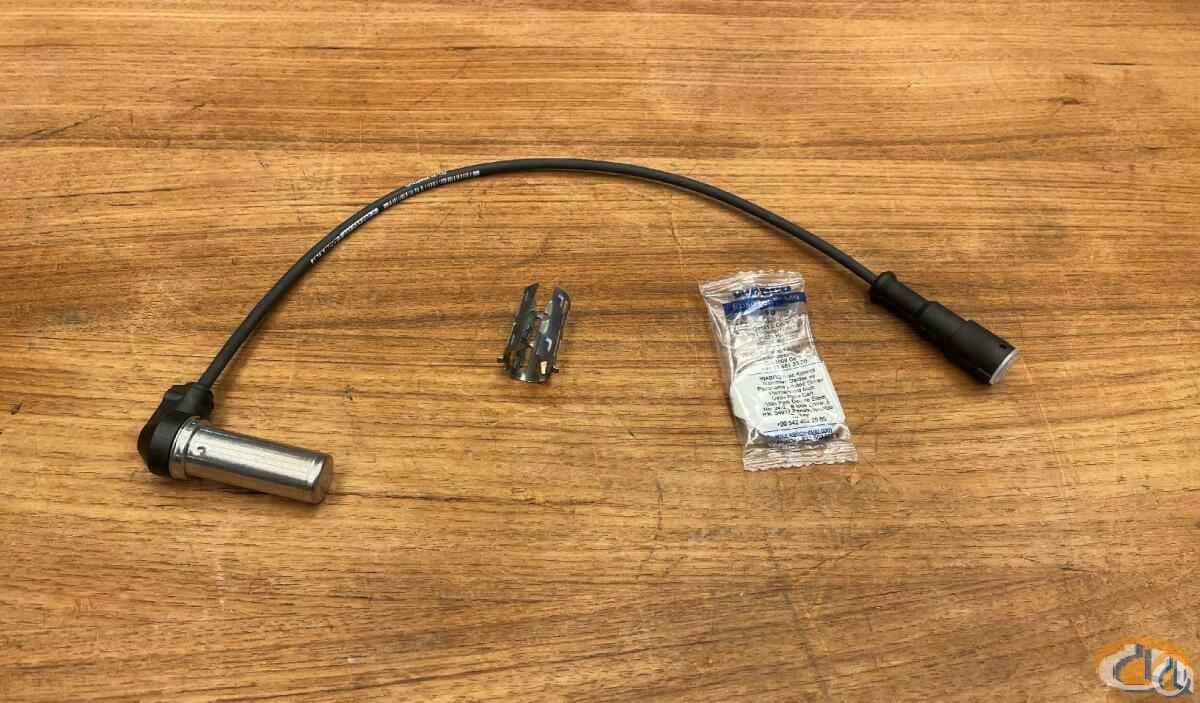 2249602 - ABS INDUCTIVE SENSOR WITH CONNECTION