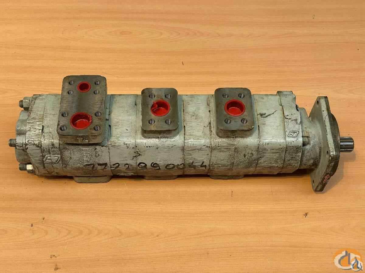 7722990044 - PUMP HYDRAULIC