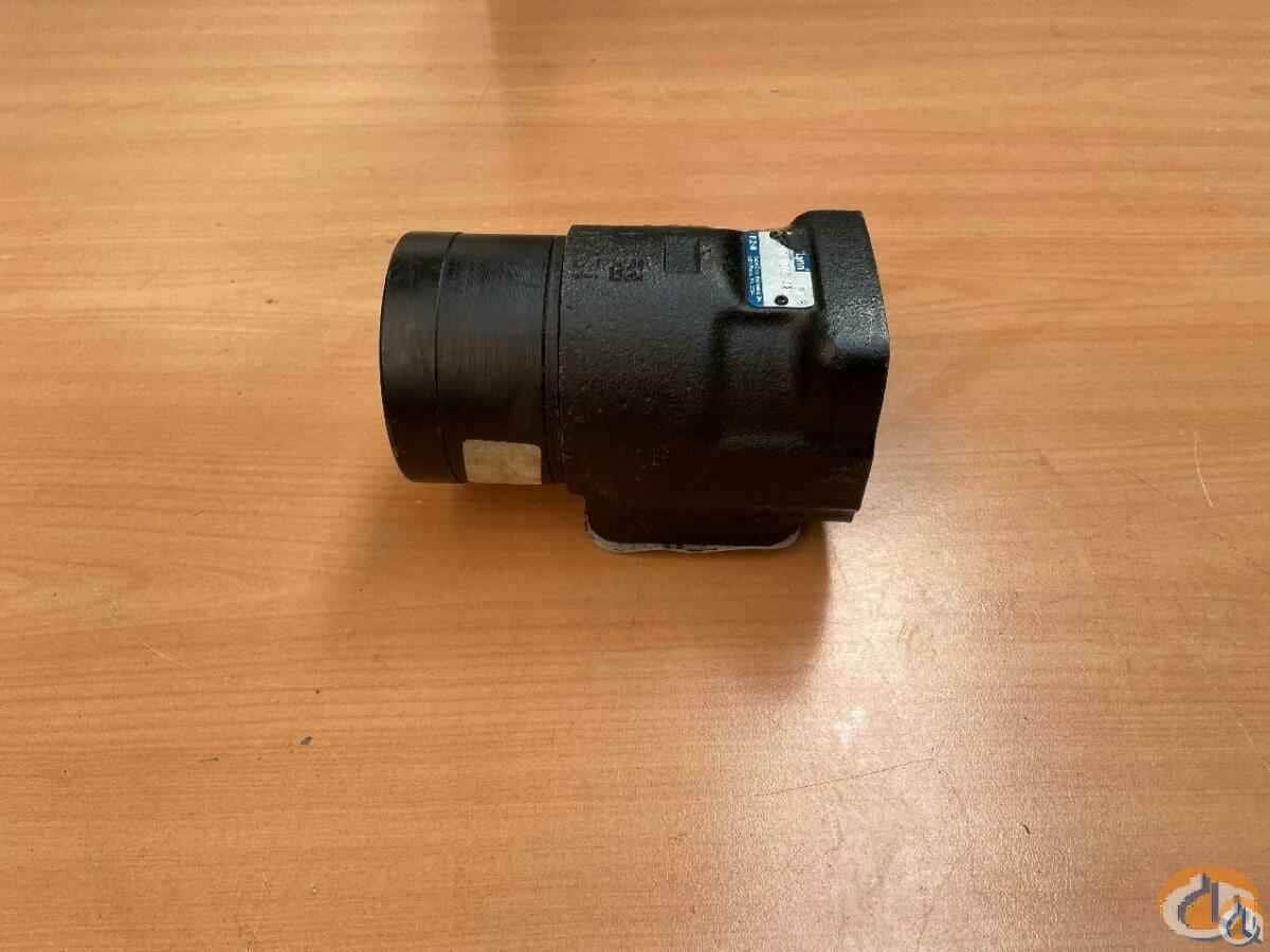 7926001867 - STEERING VALVE