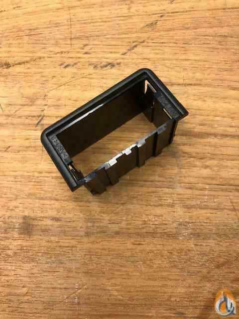 1922241 - END PIECE