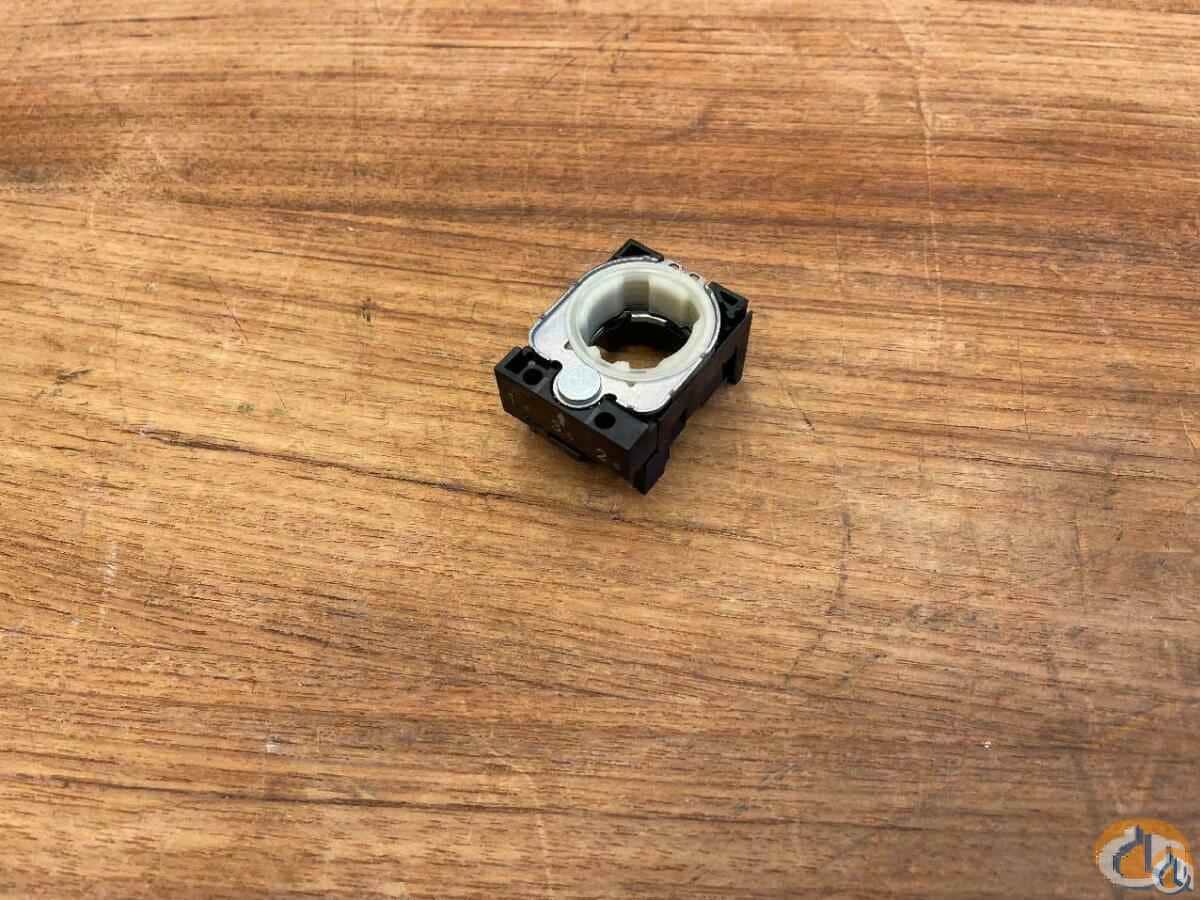 4286161 - HOLDER SWITCH ELEMENTS