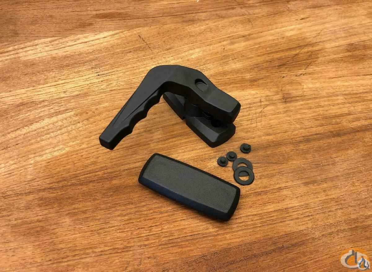 3326367 - WINDOWS GRIP, RIGHT