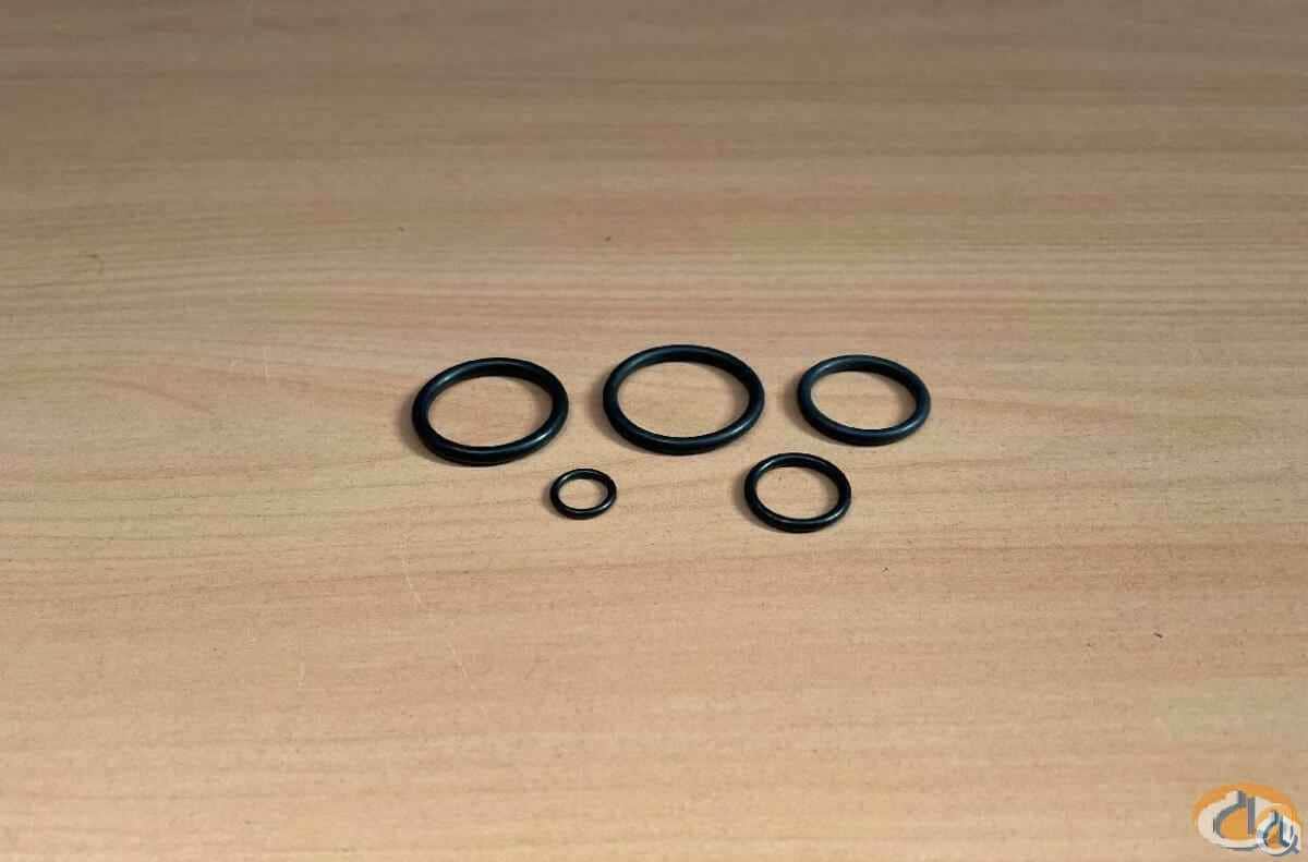 2316427 - SET OF SEALS
