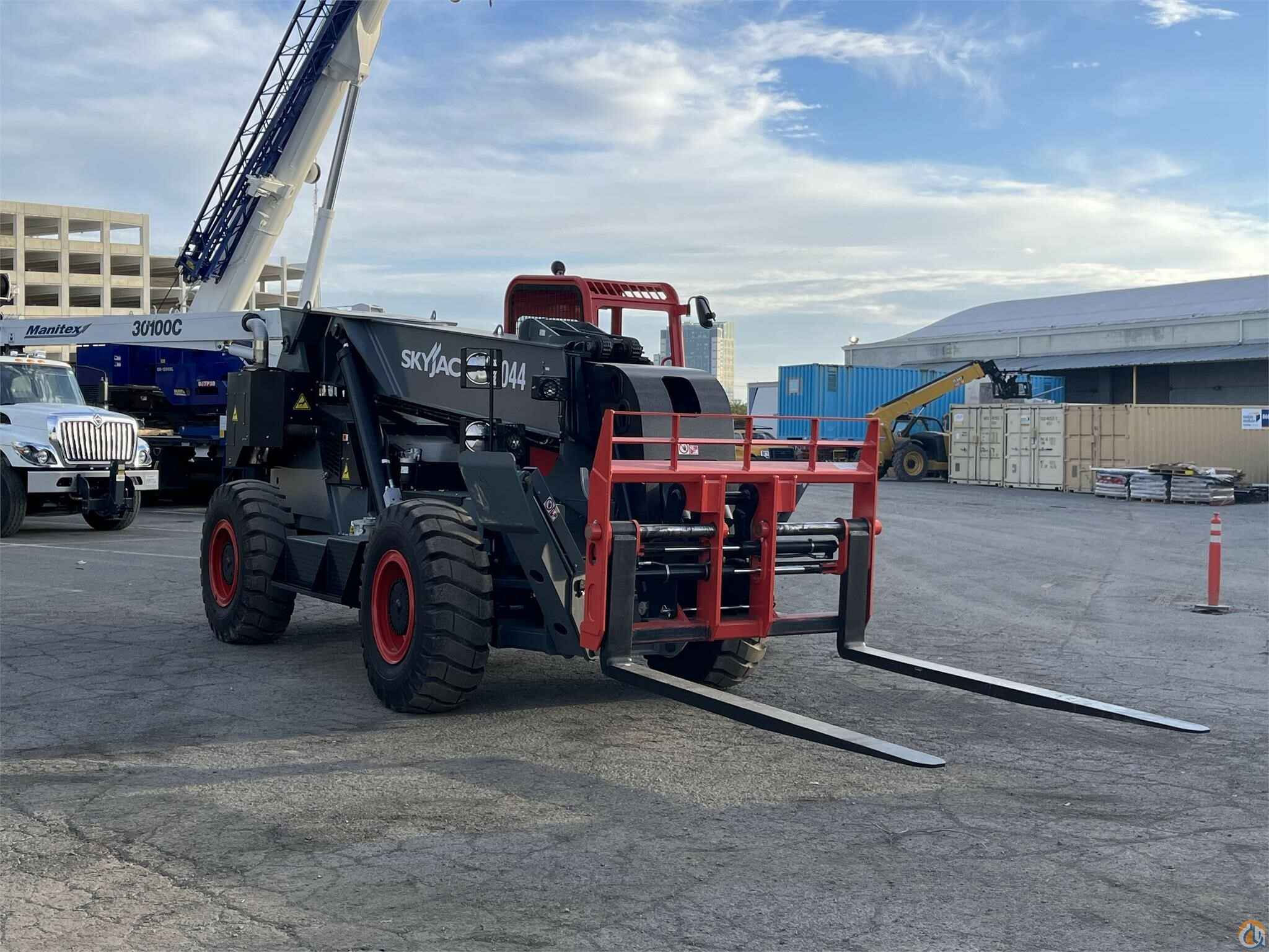 2023 SKYJACK ZB2044