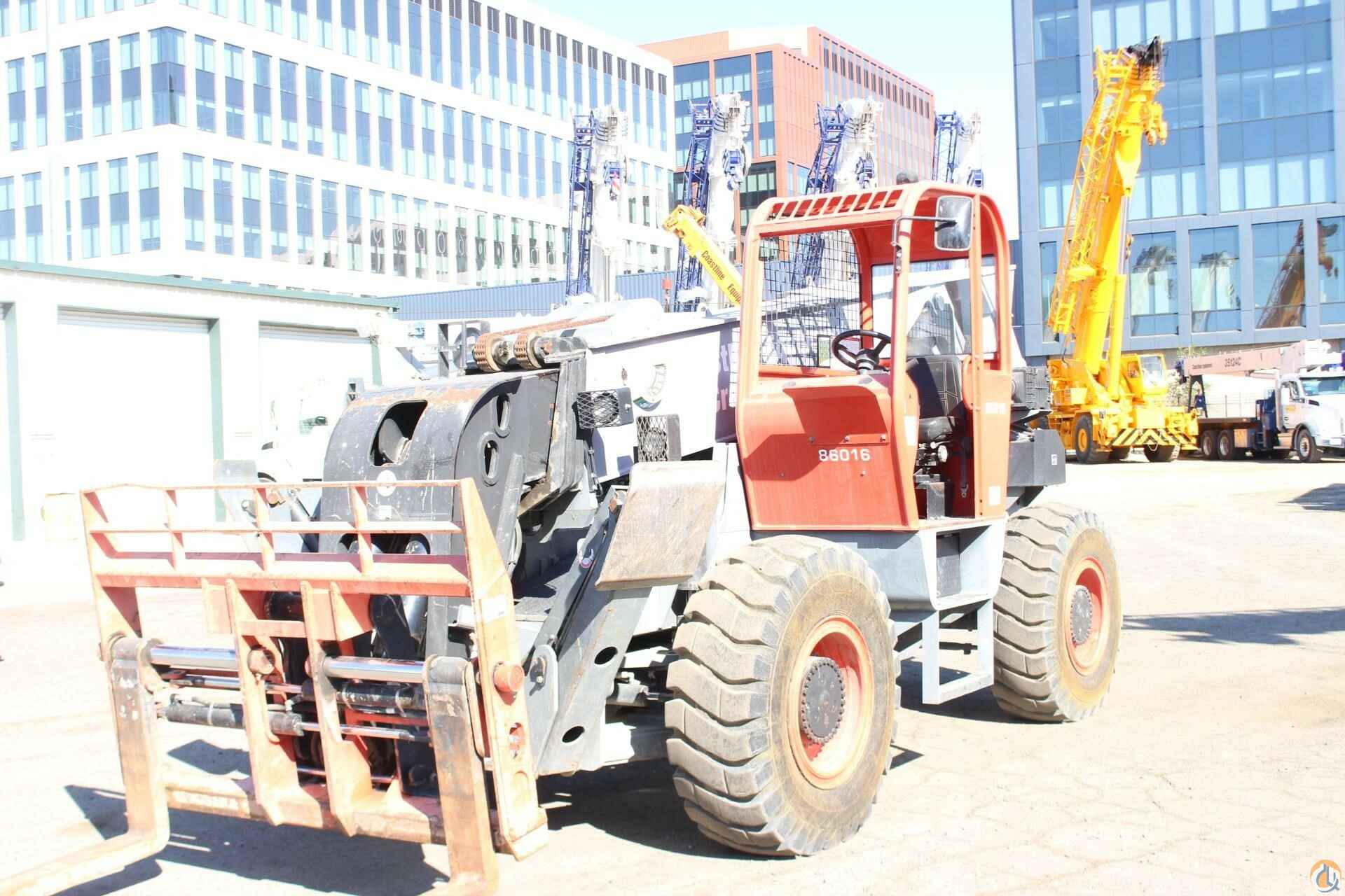 2019 SKYJACK ZB2044