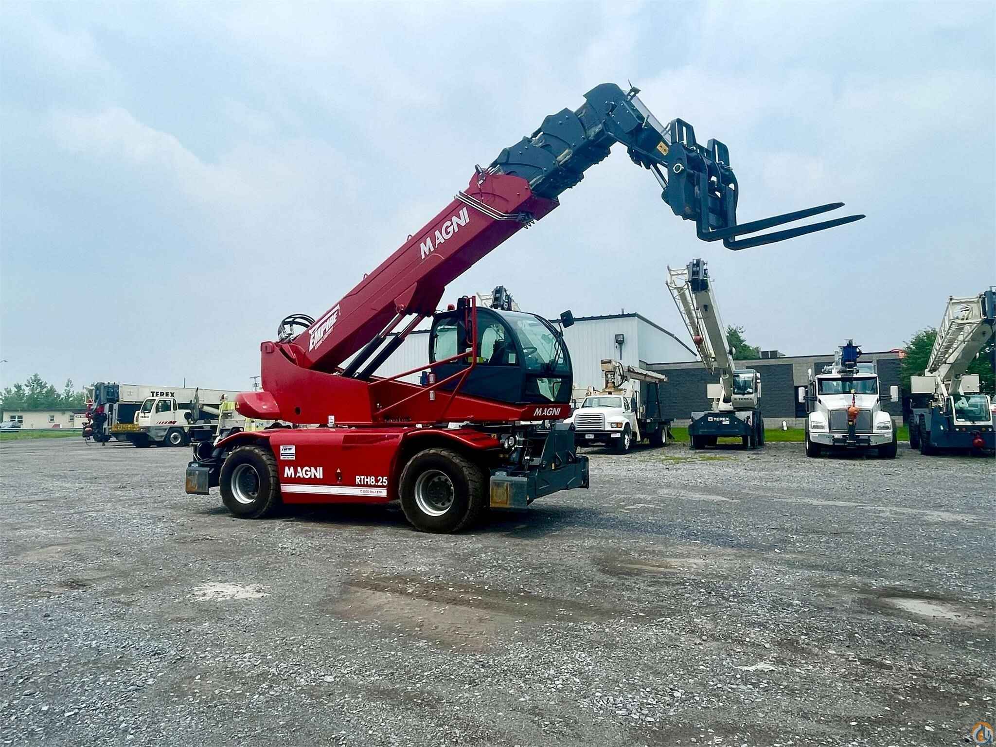 2023 MAGNI RTH8.25