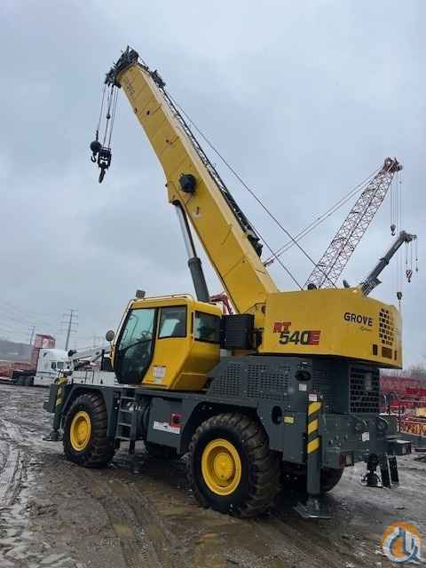 2019 Grove RT540E