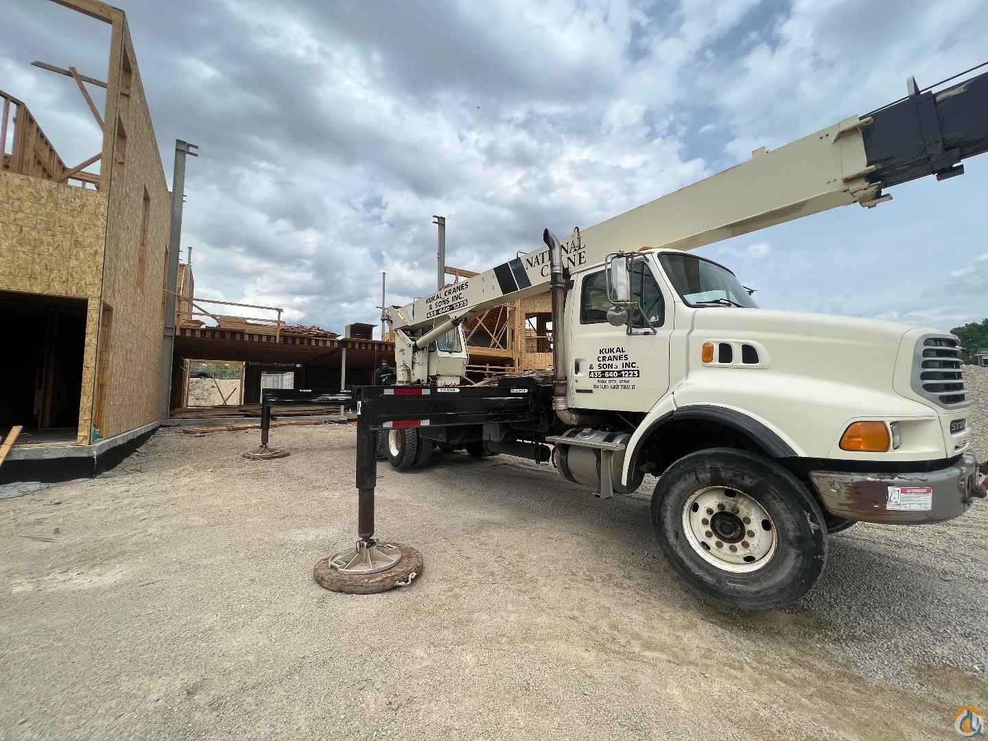 2005 National 1300