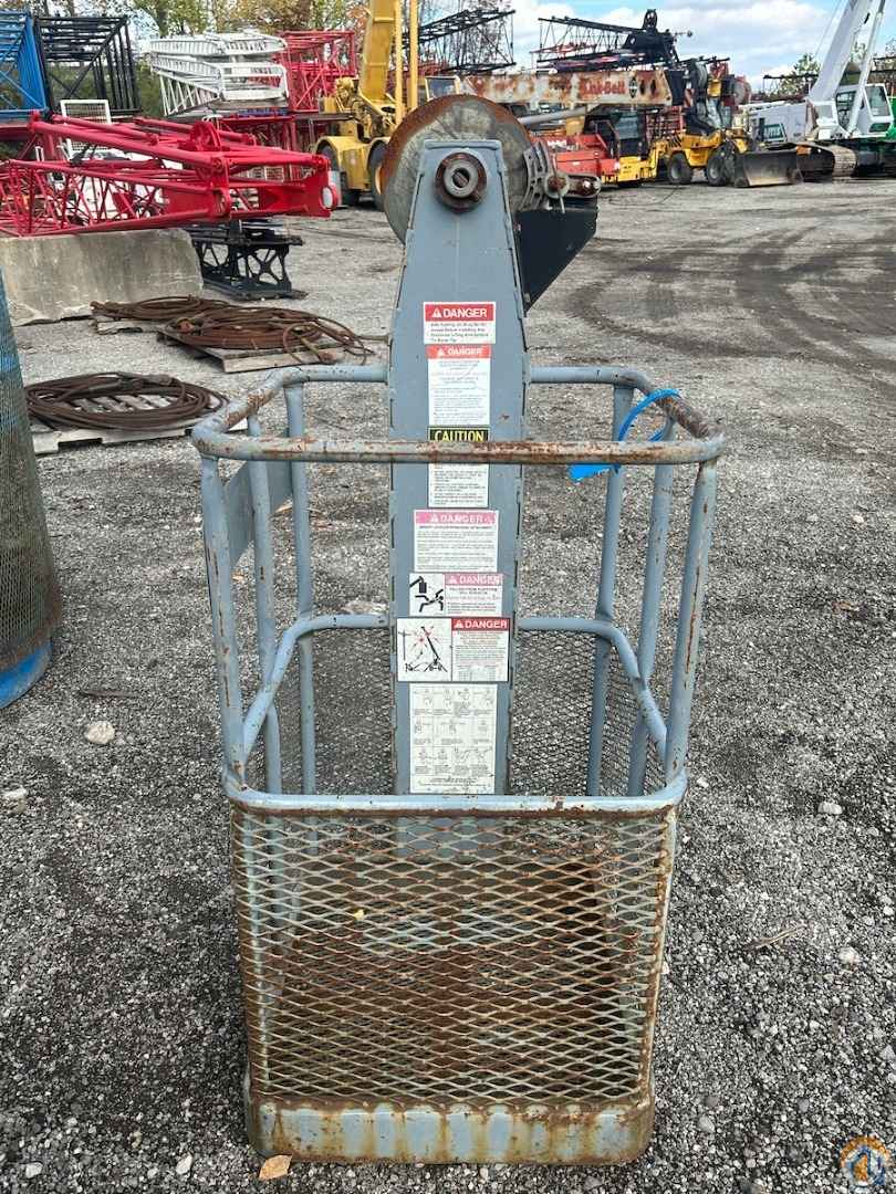 Single Man Basket