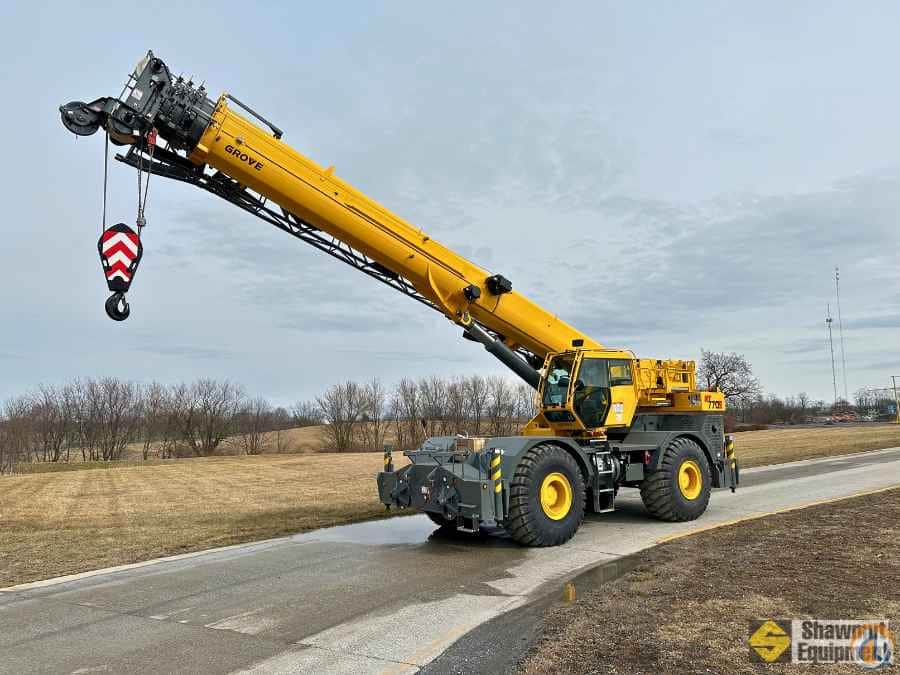 2024 Grove RT770E