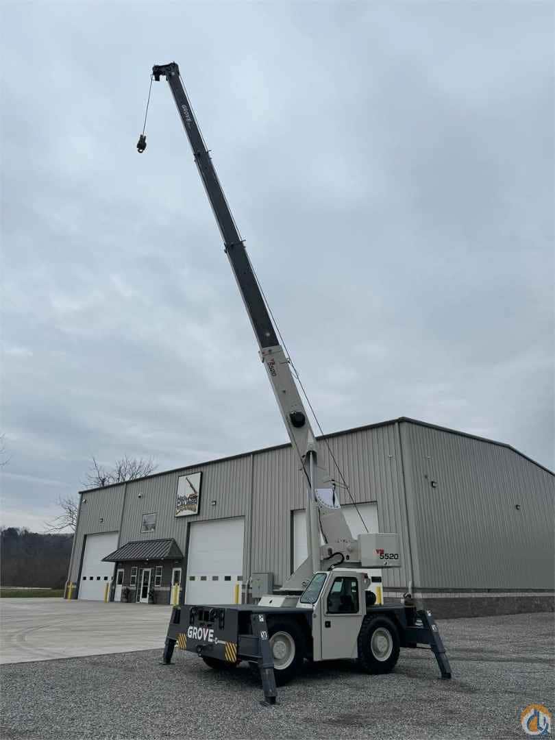 2014 Grove YB5520