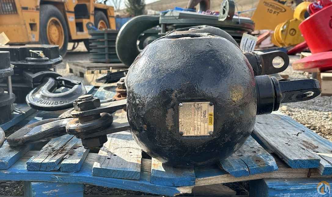 7 ton, top swivel Johnson headache ball