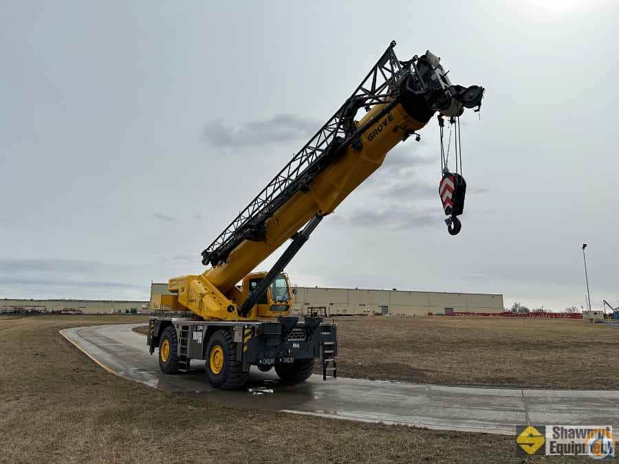 2024 Grove GRT8100