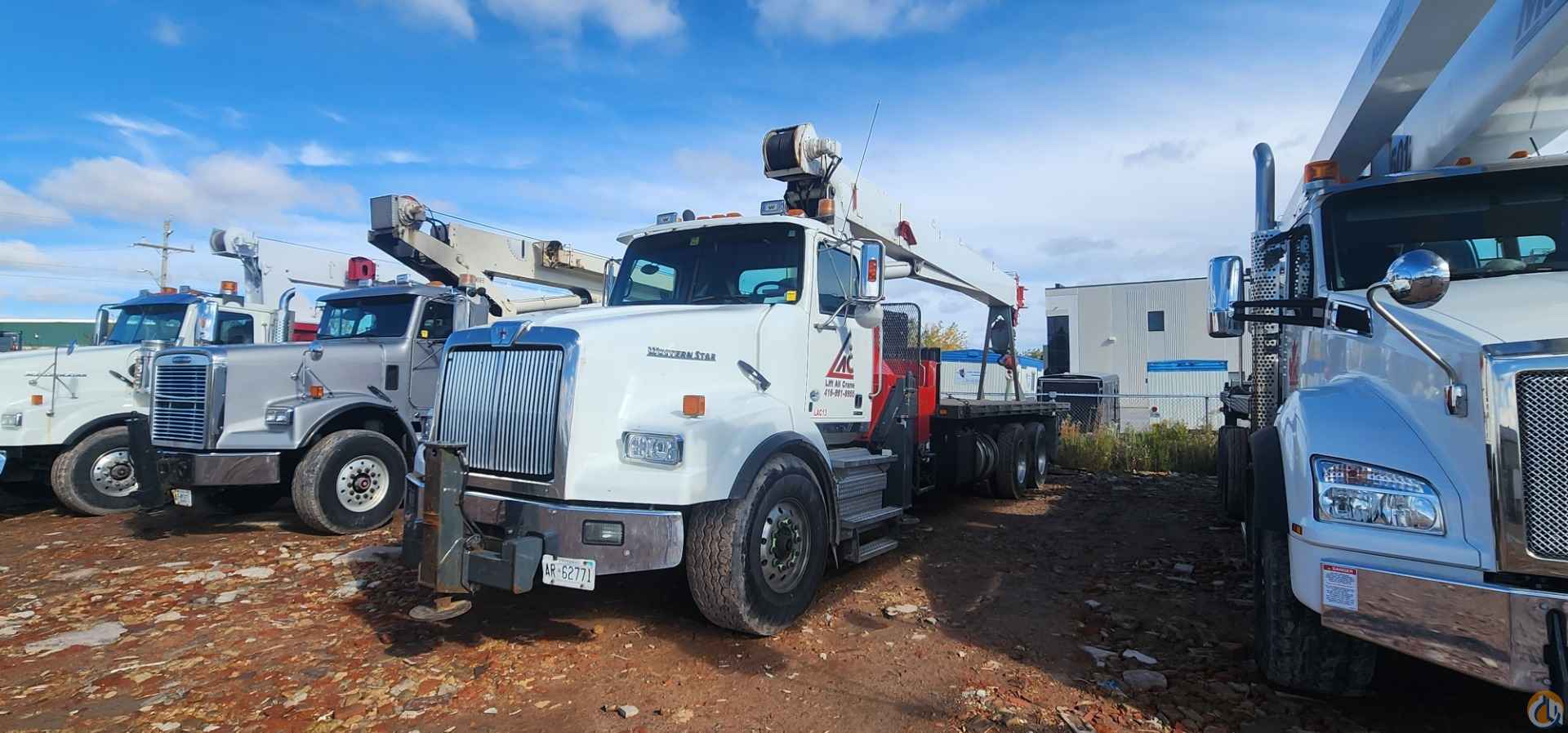 2015 Manitex 2829 C