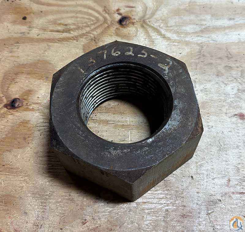 Manitowoc Nut