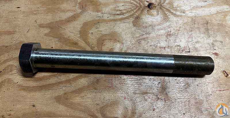 Manitowoc Bolt