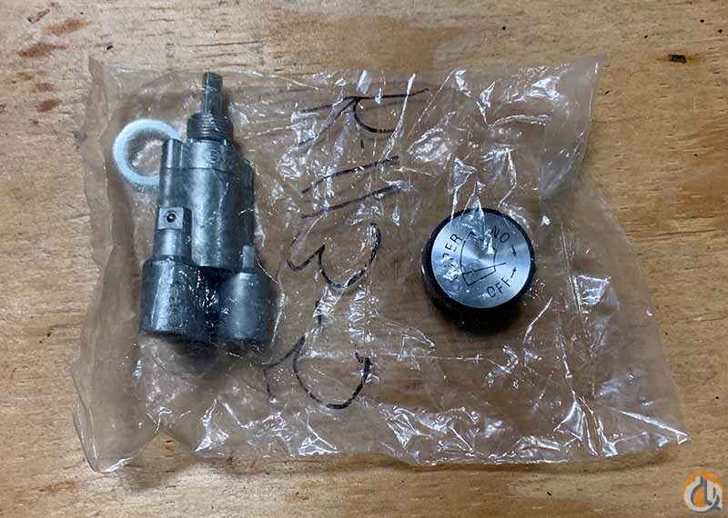 Valve control / windshield wiper